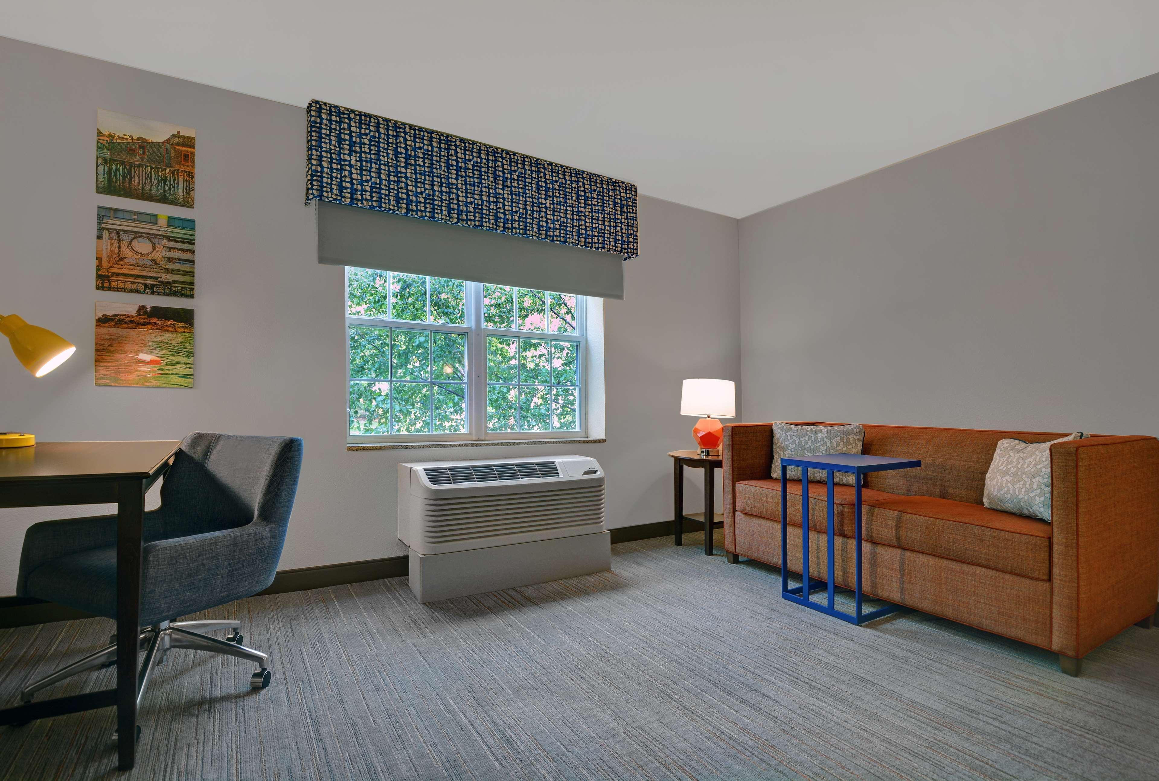 Hampton - Brunswick Area , Me Hotel