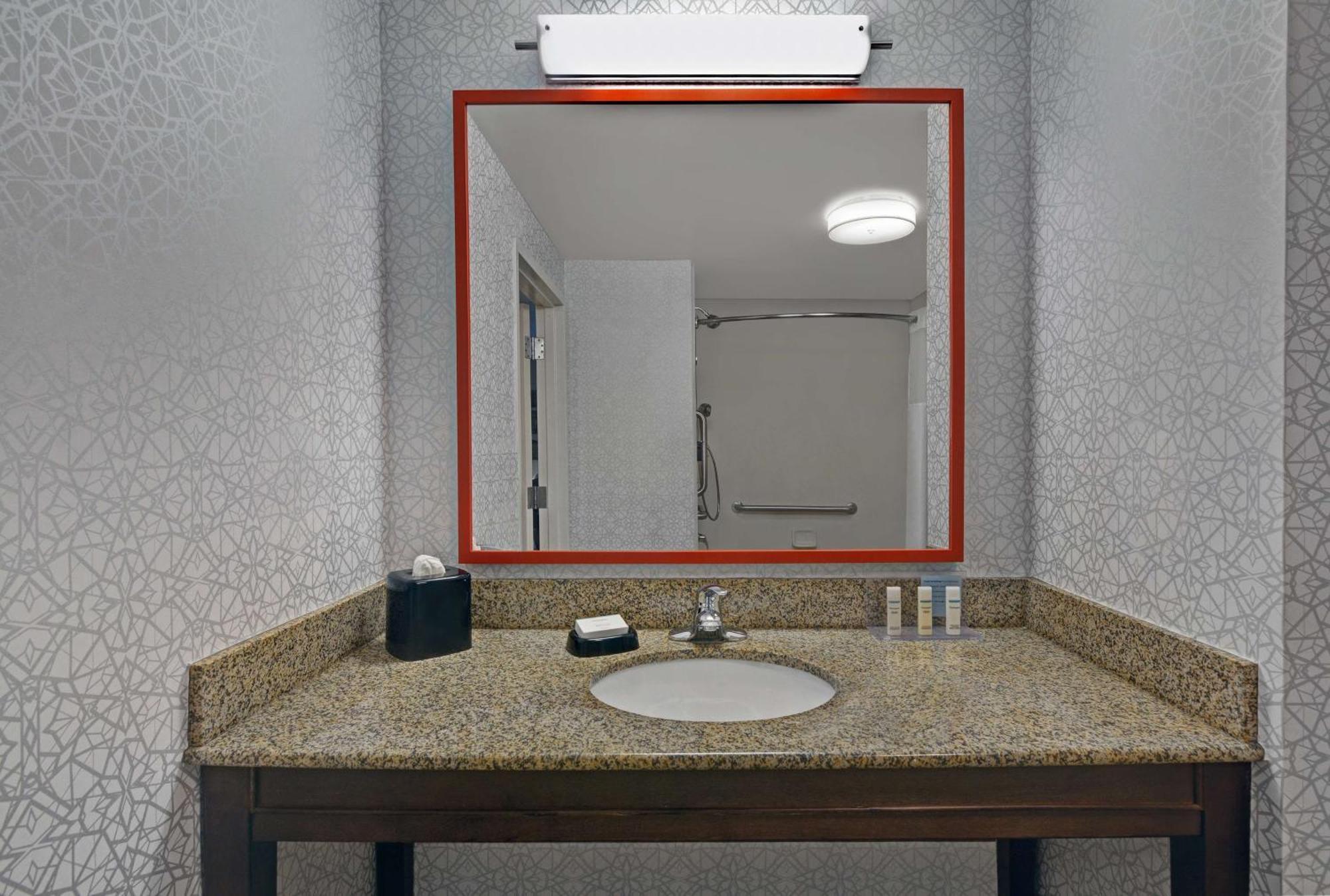 Hotel Hampton - Brunswick Area , Me 3*